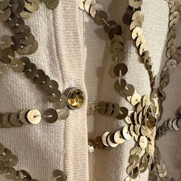 Jones New York Cream Button Down Shirt with Gold Floral Embellishments - Picture 5 of 9